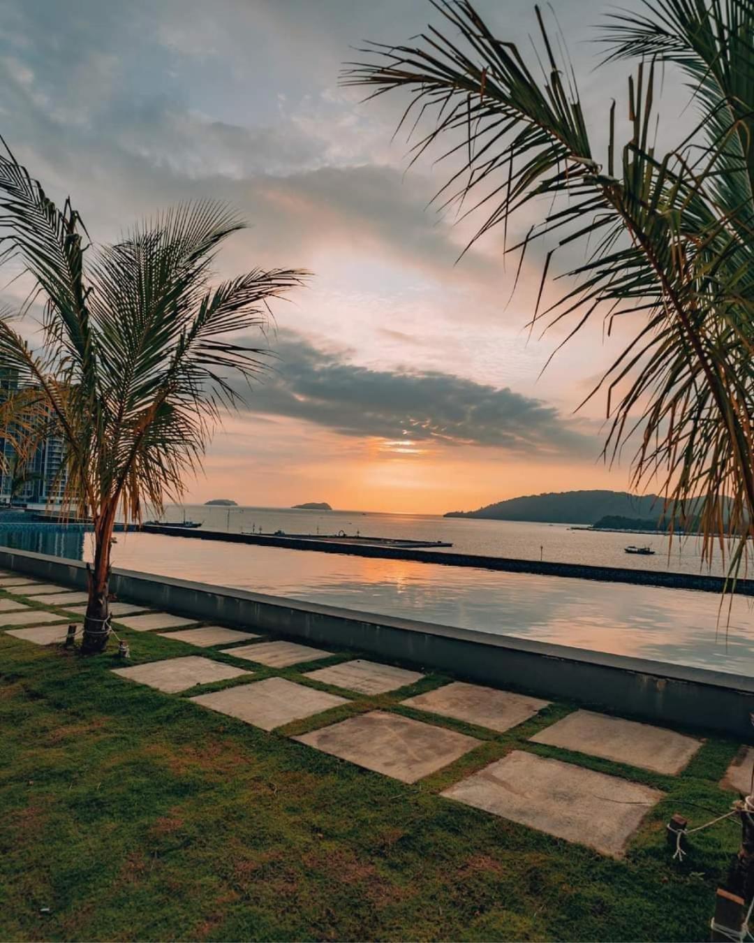 Jesselton Quay Sea View Hotel Kota Kinabalu Kültér fotó